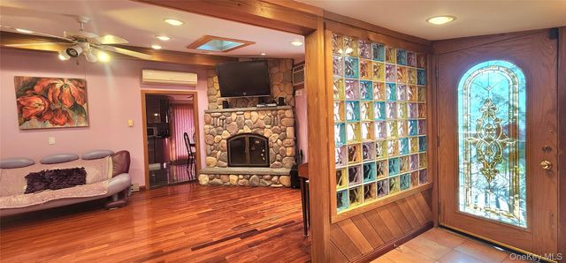 12 Donenfeld Drive, Kauneonga Lake, NY 12749