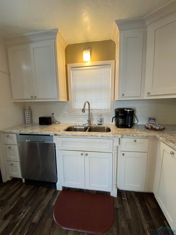 111 Inwood, Avinger, TX 75630