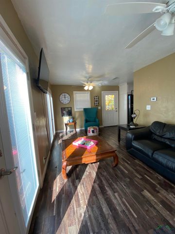 111 Inwood, Avinger, TX 75630