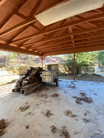 111 Inwood, Avinger, TX 75630