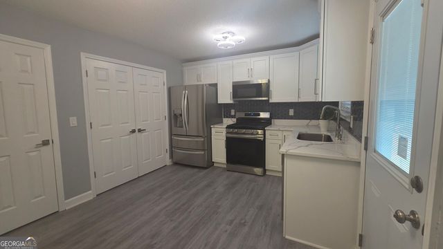 208 Nadia Court, Locust Grove, GA 30248