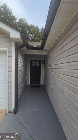 208 Nadia Court, Locust Grove, GA 30248