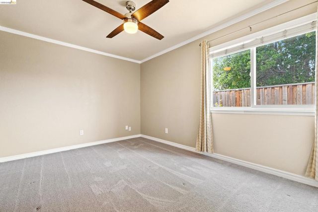 1621 Edgewood Dr, Oakley, CA 94561