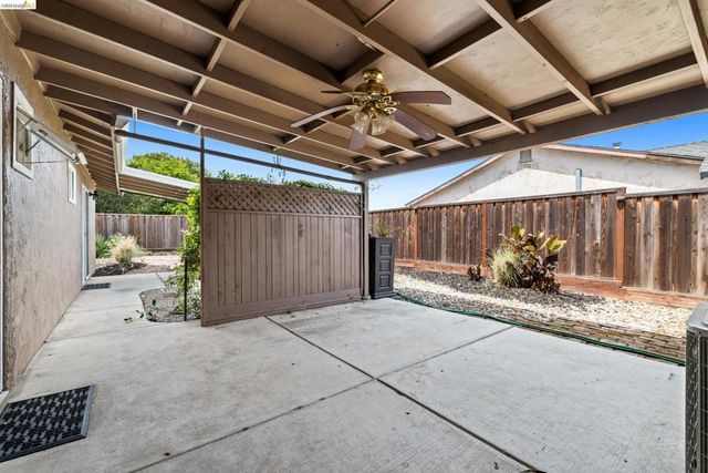 1621 Edgewood Dr, Oakley, CA 94561