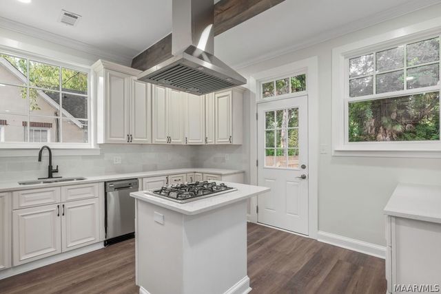 3135 Lexington Road, Montgomery, AL 36106