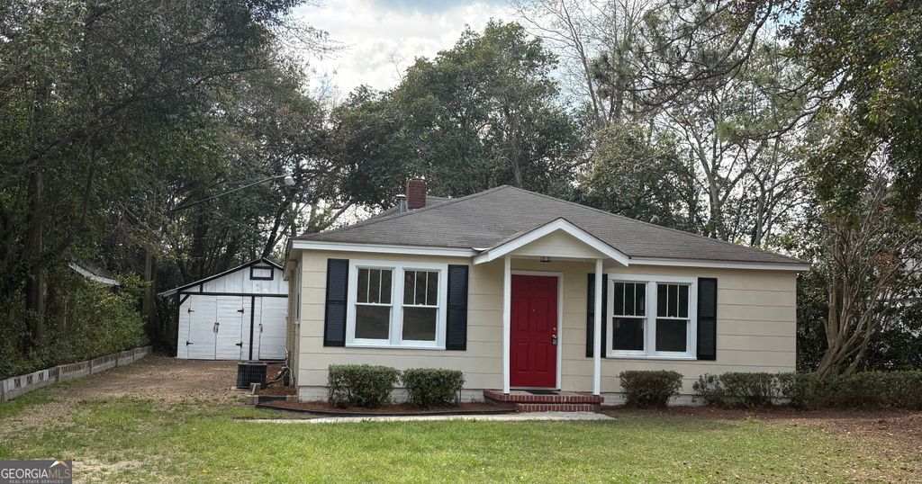 417 W Parrish Street, Statesboro, GA 30458