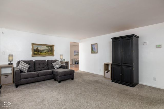 244 E 75th Street, Anderson, IN 46013