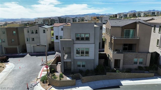 11527 Hawking Avenue, Las Vegas, NV 89138