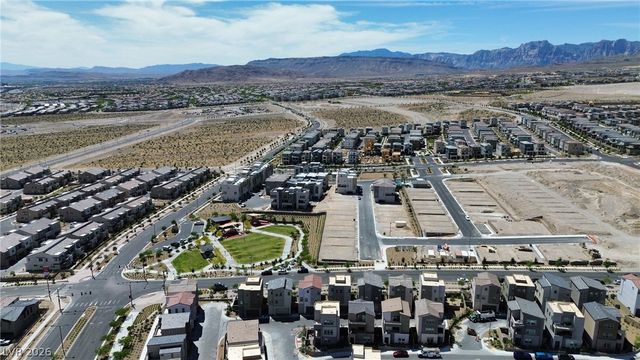 11527 Hawking Avenue, Las Vegas, NV 89138