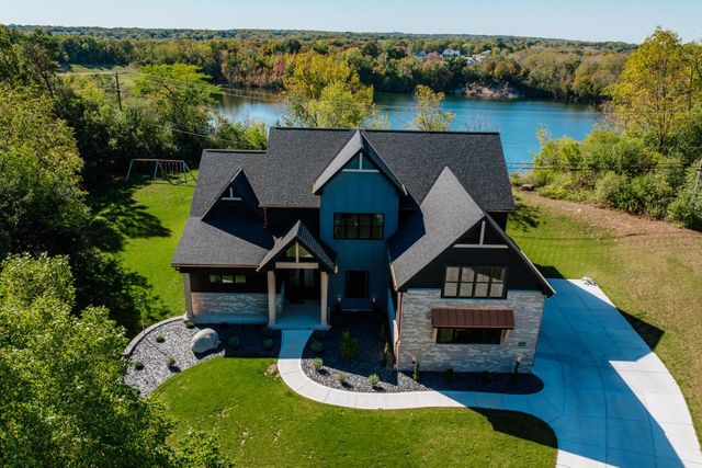 13145 Kittridge COURT, Brookfield, WI 53005