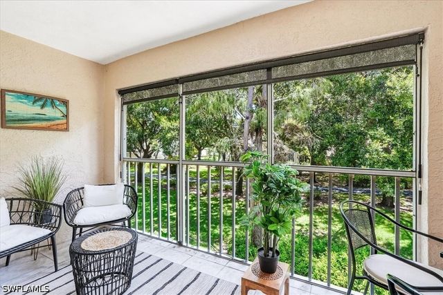 1714 Kings Lake BLVD 202, Naples, FL 34112