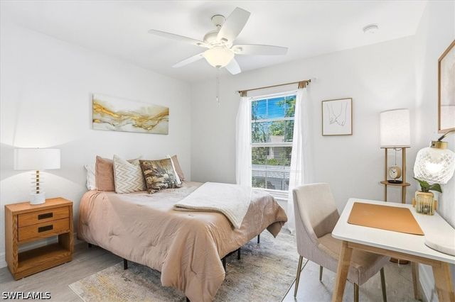 1714 Kings Lake BLVD 202, Naples, FL 34112
