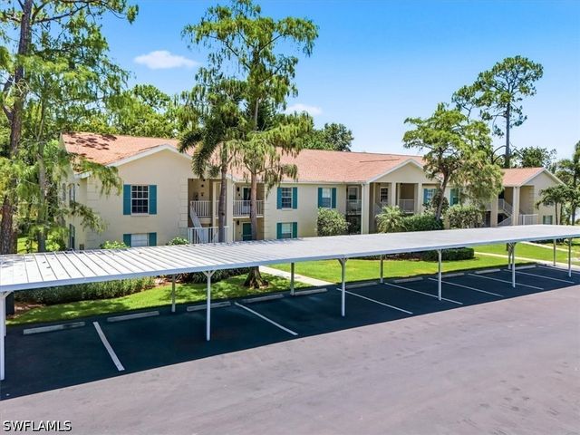 1714 Kings Lake BLVD 202, Naples, FL 34112