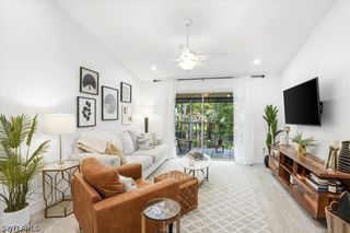 1714 Kings Lake BLVD 202, Naples, FL 34112