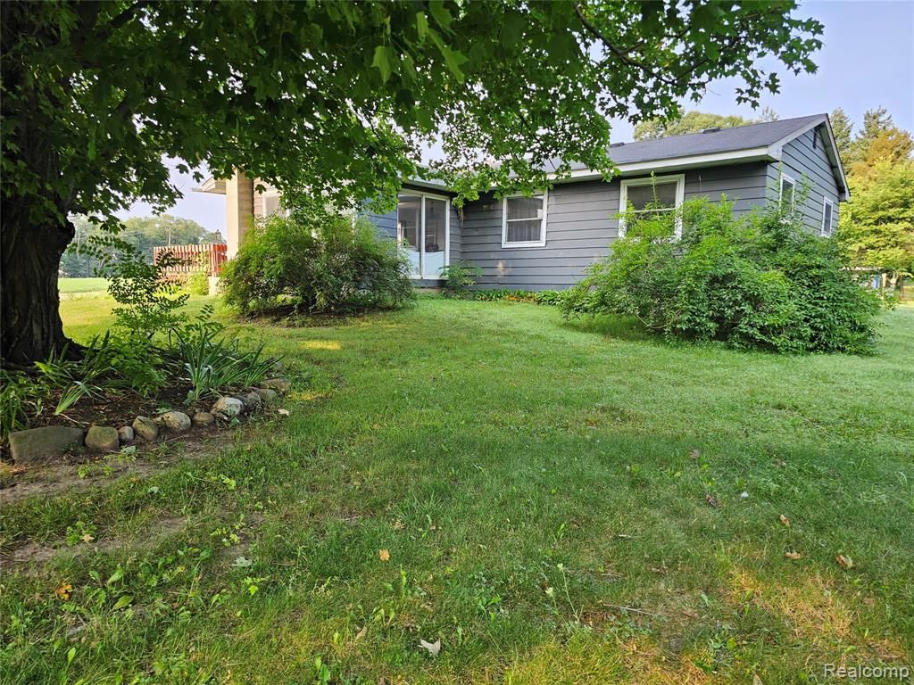 4255 Millis Road, North Branch, MI 48461