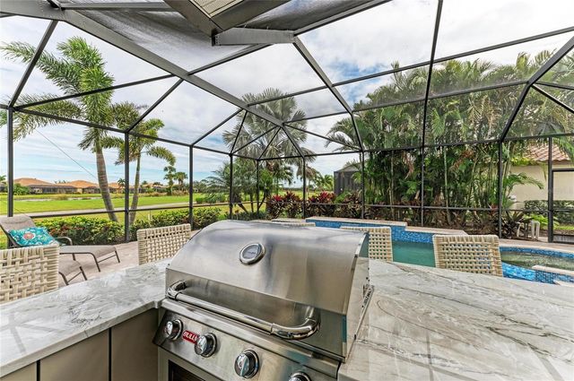 8201 HERITAGE GRAND PLACE, Bradenton, FL 34212