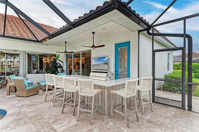 8201 HERITAGE GRAND PLACE, Bradenton, FL 34212