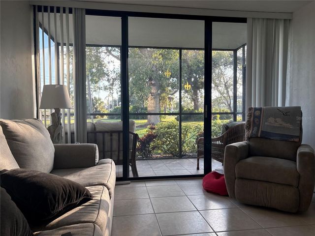 612 BIRD BAY DRIVE S 112CAR, Venice, FL 34285