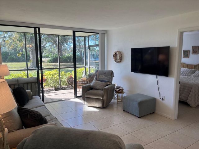 612 BIRD BAY DRIVE S 112CAR, Venice, FL 34285