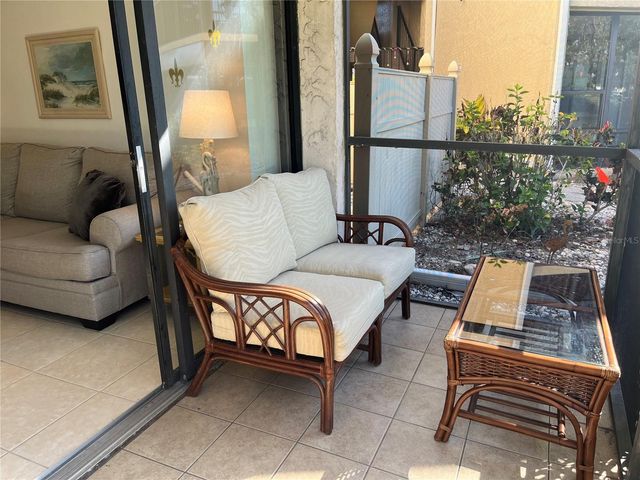 612 BIRD BAY DRIVE S 112CAR, Venice, FL 34285