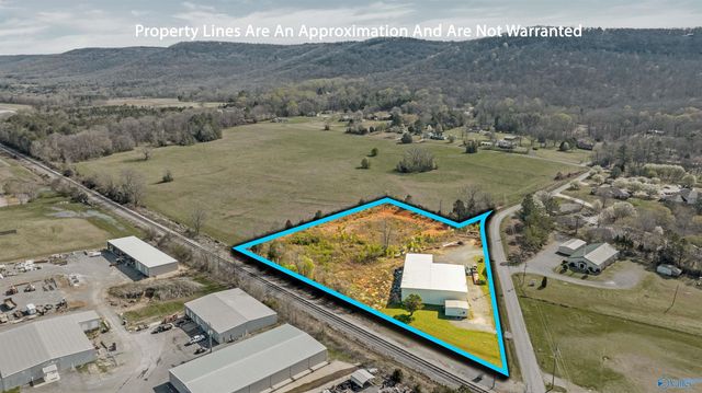 221 55th Street NE, Fort Payne, AL 35967