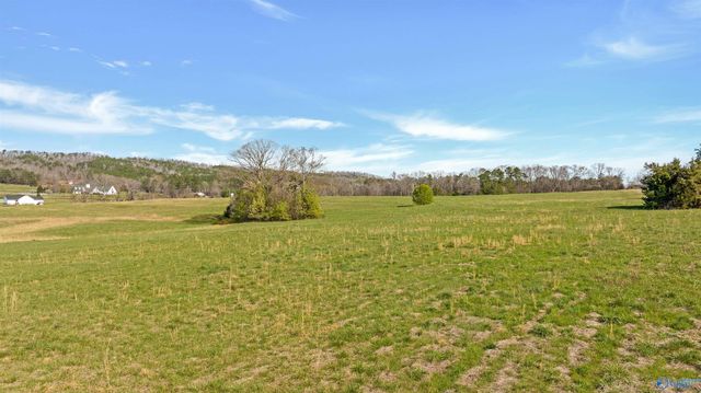 221 55th Street NE, Fort Payne, AL 35967