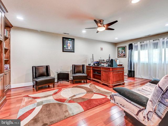 3213 WOODVALLEY DR, Pikesville, MD 21208