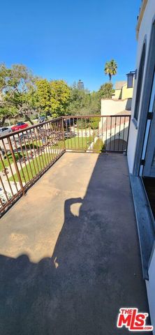 1024 S Cloverdale Avenue, Los Angeles, CA 90019