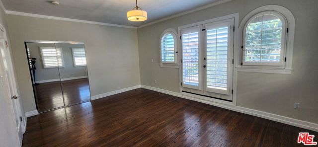 1024 S Cloverdale Avenue, Los Angeles, CA 90019