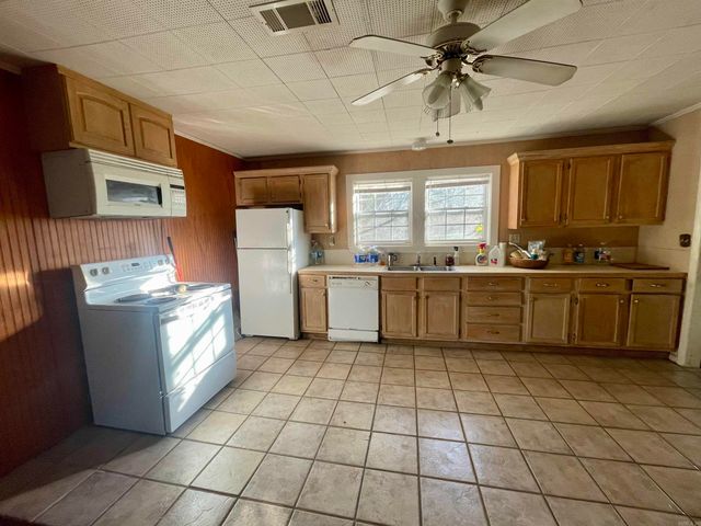 101 W North Ave, Humnoke, AR 72072