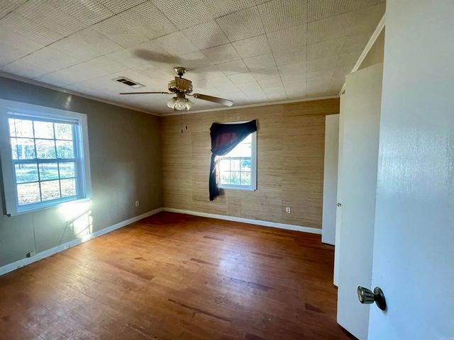 101 W North Ave, Humnoke, AR 72072