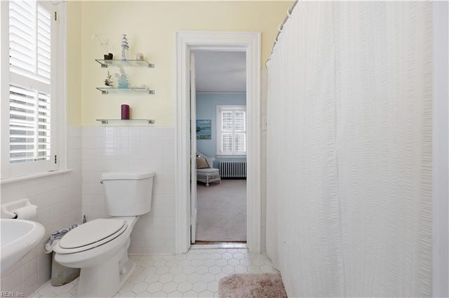 107 42nd ST, Virginia Beach, VA 23451