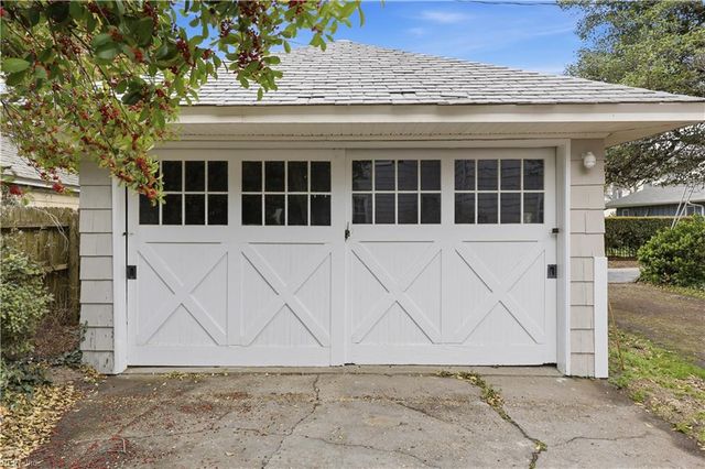 107 42nd ST, Virginia Beach, VA 23451