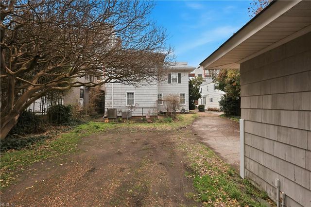 107 42nd ST, Virginia Beach, VA 23451