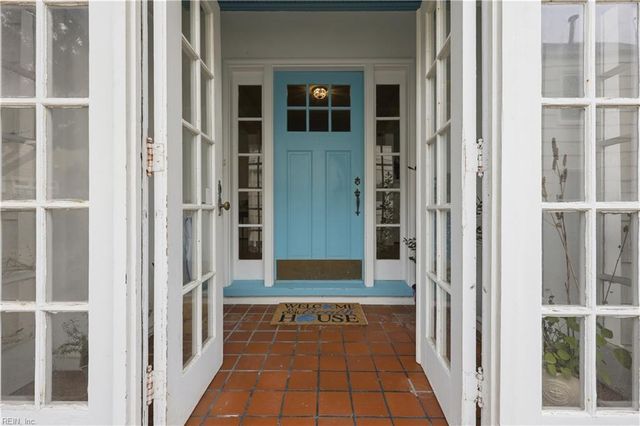 107 42nd ST, Virginia Beach, VA 23451