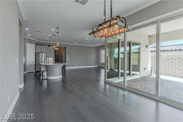 11831 Saverio Avenue, Las Vegas, NV 89138