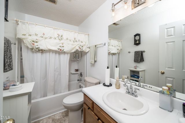 6008 River Lake Circle, Raleigh, NC 27604