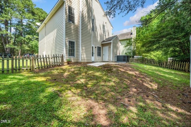 6008 River Lake Circle, Raleigh, NC 27604