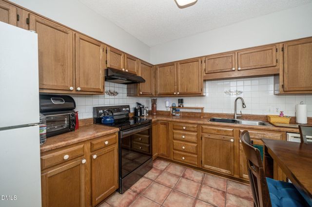 6008 River Lake Circle, Raleigh, NC 27604