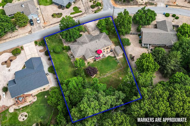 10 Kirkcaldy Drive, Bella Vista, AR 72715