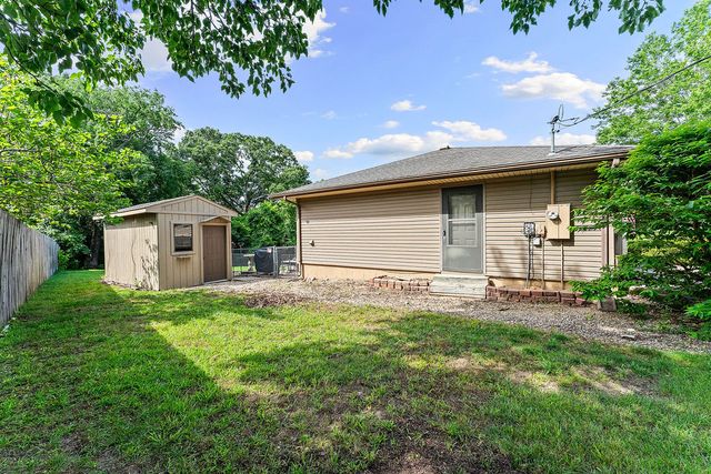 10 Kirkcaldy Drive, Bella Vista, AR 72715