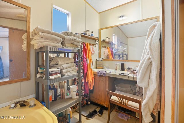 1543 Marion Russell Road, Meridian, MS 39301