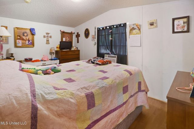 1543 Marion Russell Road, Meridian, MS 39301