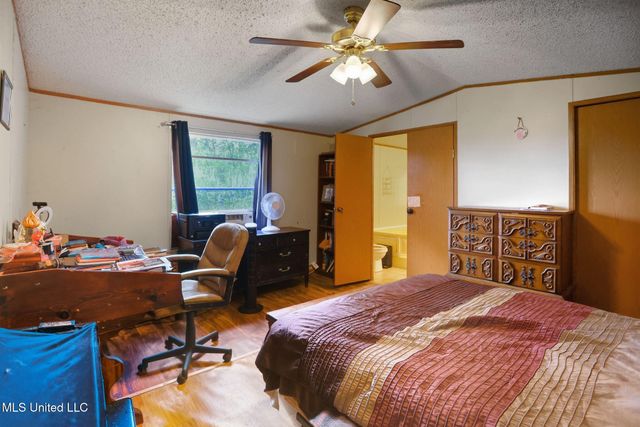 1543 Marion Russell Road, Meridian, MS 39301