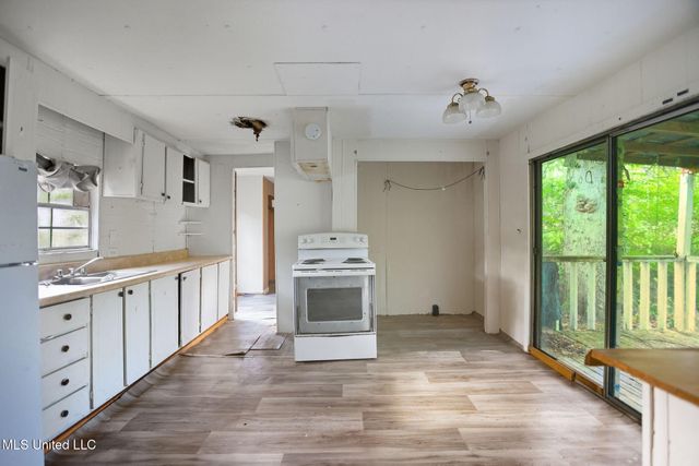 1543 Marion Russell Road, Meridian, MS 39301