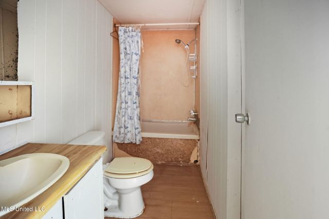 1543 Marion Russell Road, Meridian, MS 39301