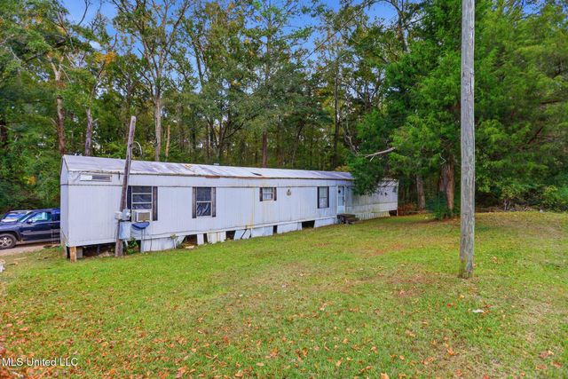 1543 Marion Russell Road, Meridian, MS 39301