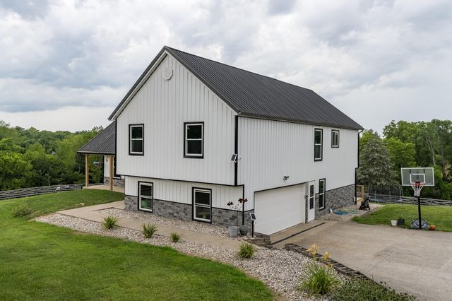 2095 Warsaw Road, Dry Ridge, KY 41035