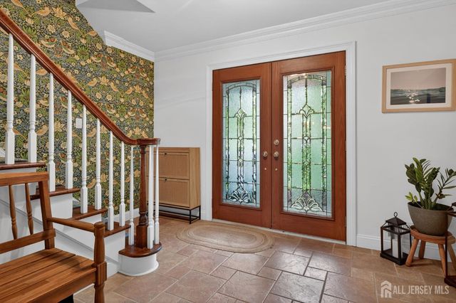 20 Apache Court, East Brunswick, NJ 08816