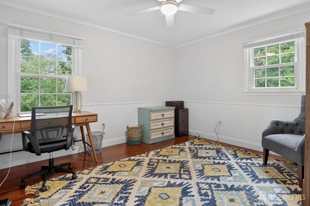 20 Apache Court, East Brunswick, NJ 08816